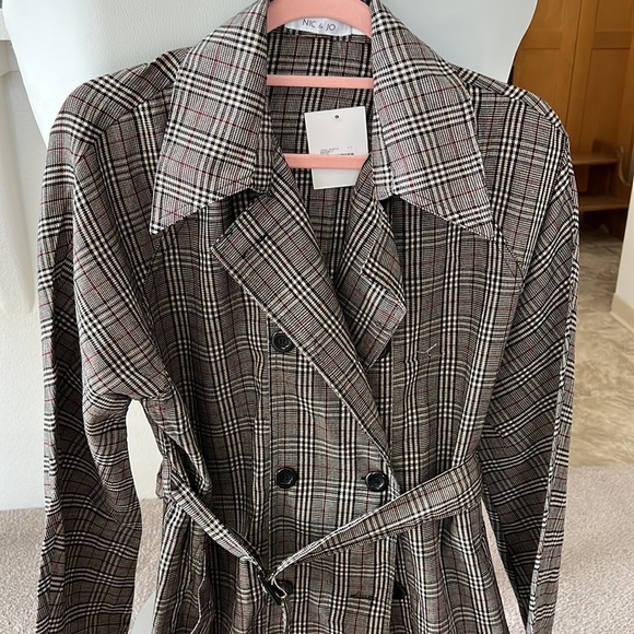 Brand New Nic & Jo Plaid Women’s Coat Medium Size - Picture 2 of 8